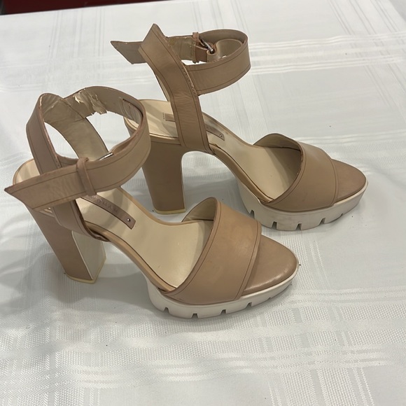 Zara Platform sandals size 9 - Picture 2 of 4